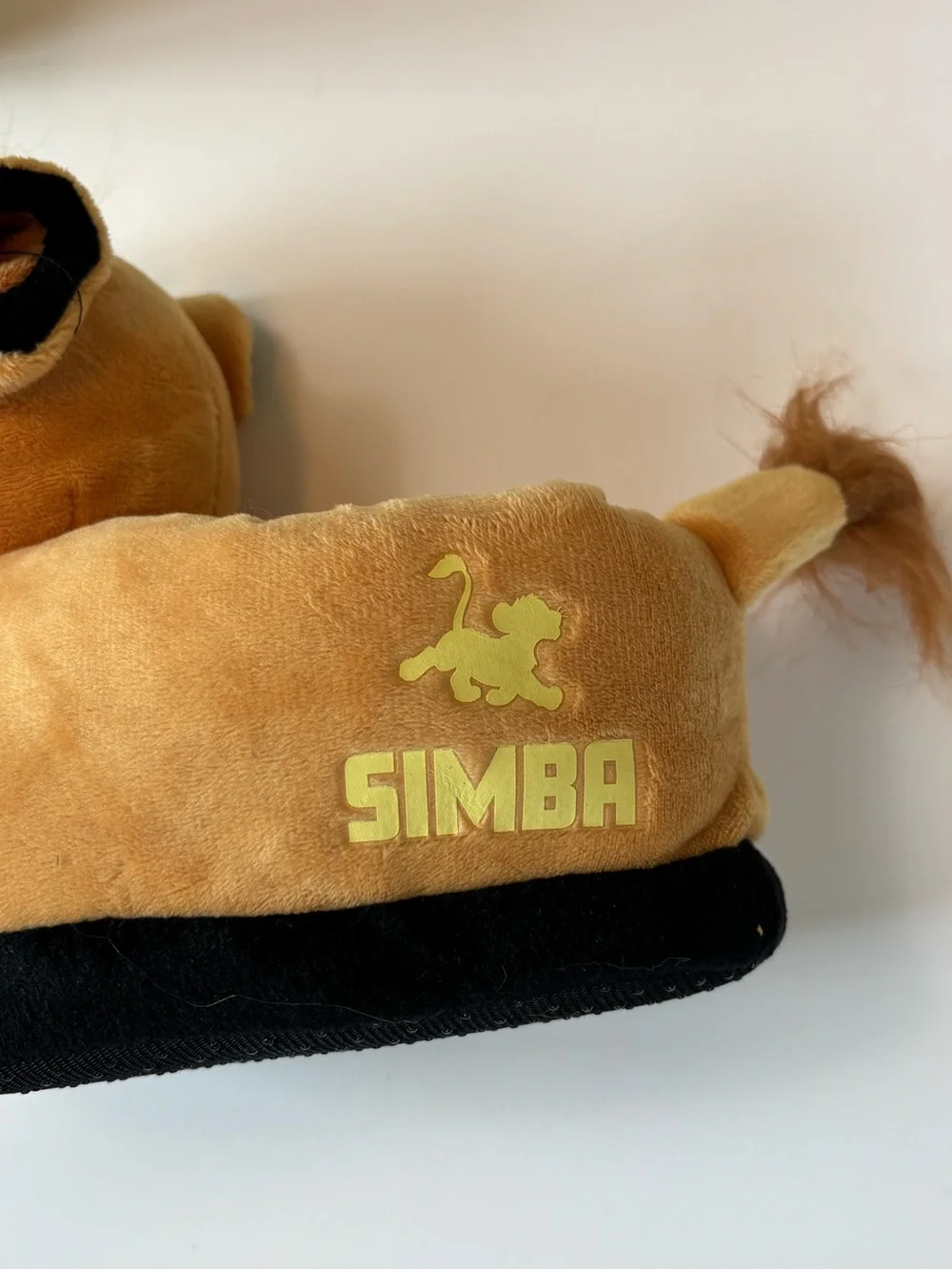 Bundle 2/$30! NEW Disney The Lion King Plush Slippers Toddler 9-10 Simba Cute